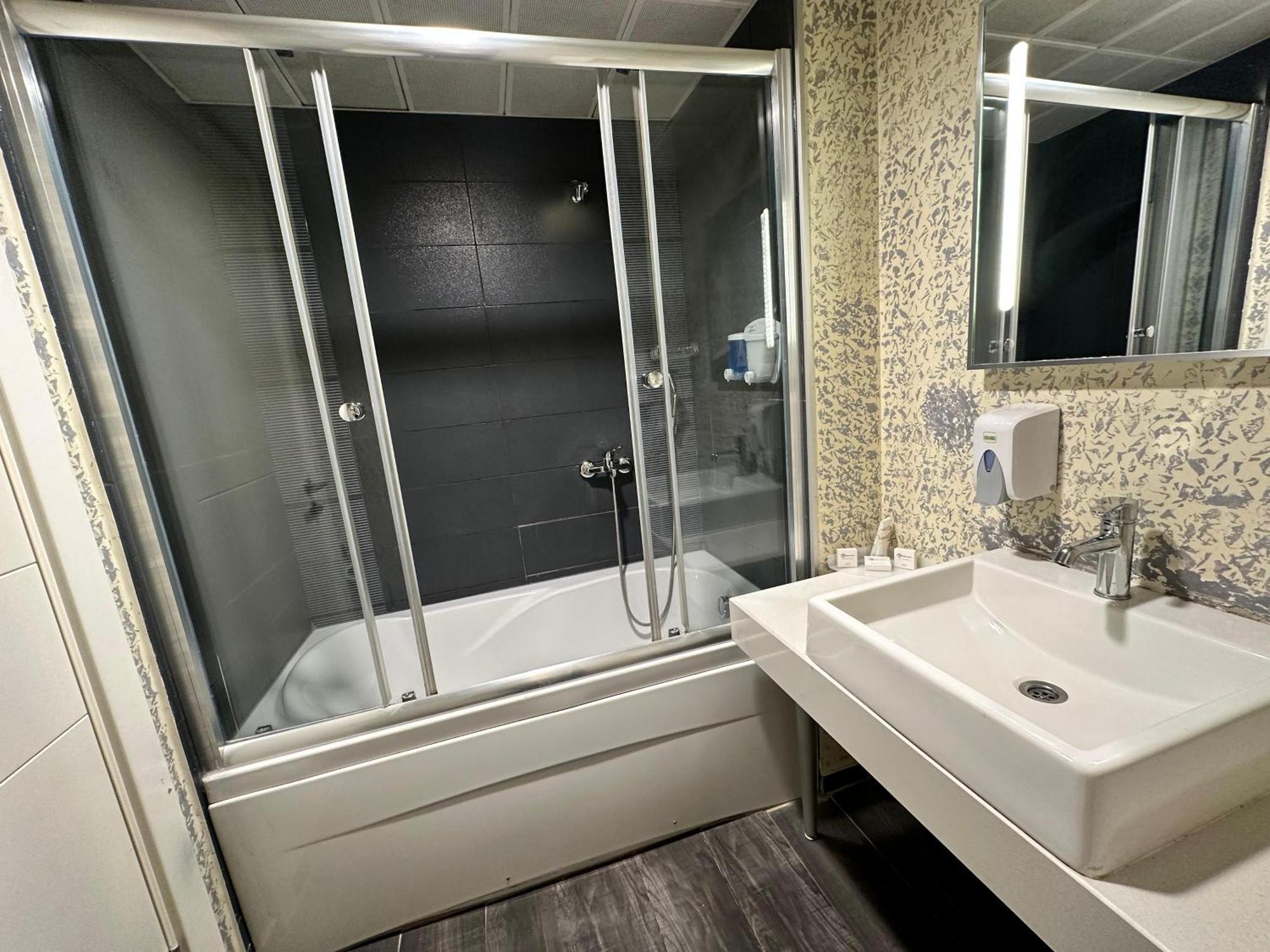 איסטמבול Tempo Hotel Caglayan מראה חיצוני תמונה